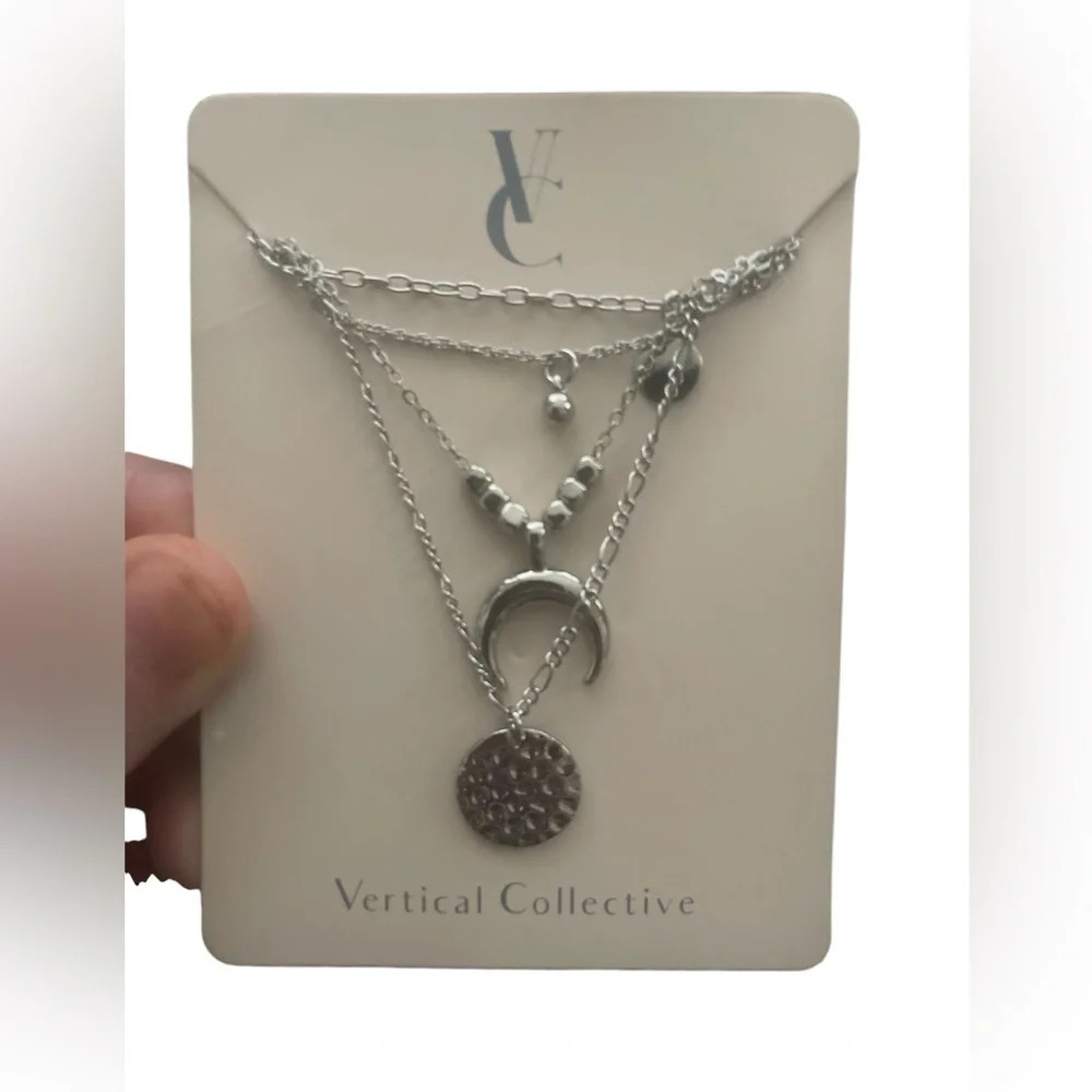 Vertical collective celestial necklaces